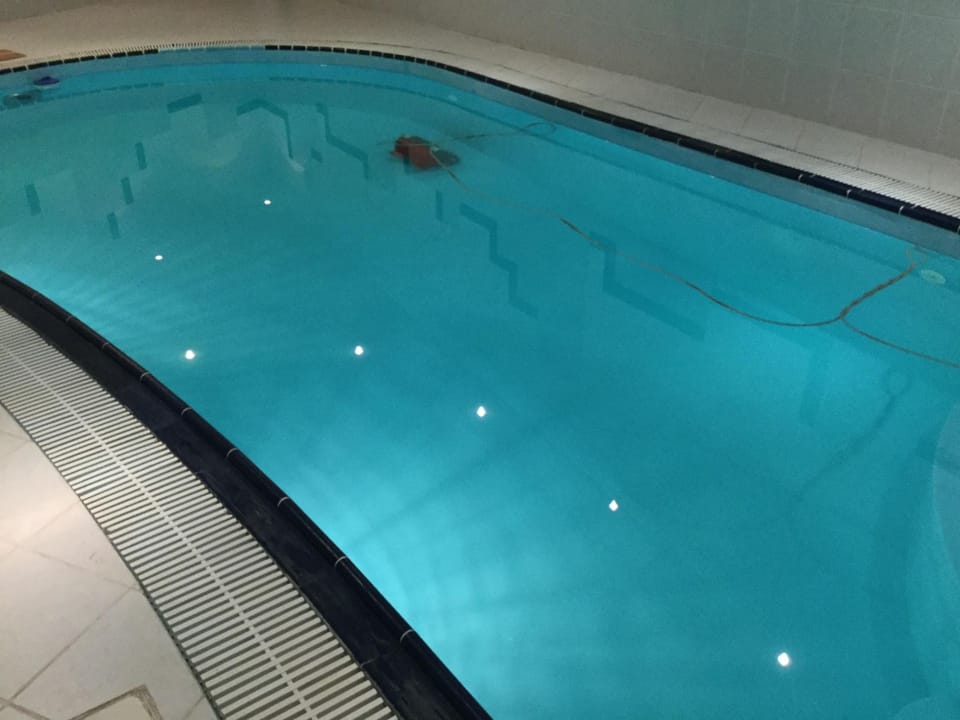 Pool Indoor