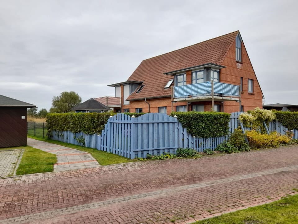 Moderne Ferienwohnung mit Balkon in Strandnähe Apartment in Friedrichskoog