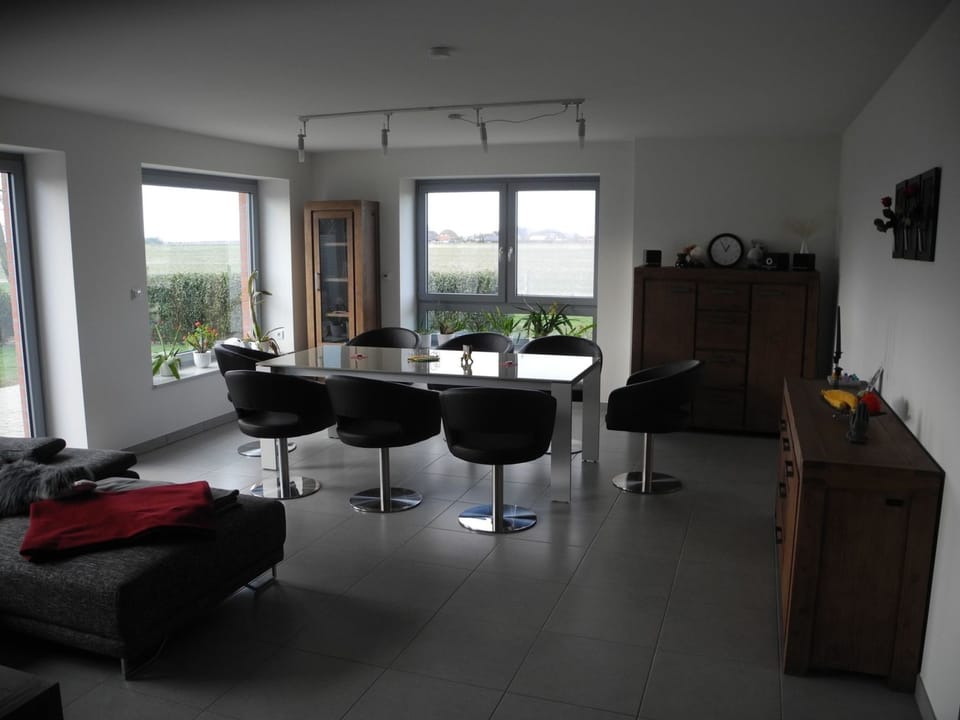 Geräumiges Ferienhaus mit Garten und Weitblick Vacation rental in Schleswig-Holstein