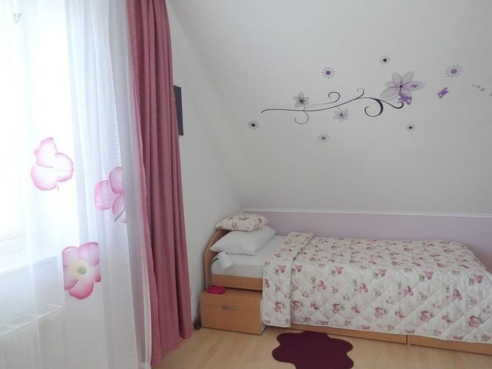 Rotkehlchenweg Apartment in Ostholstein