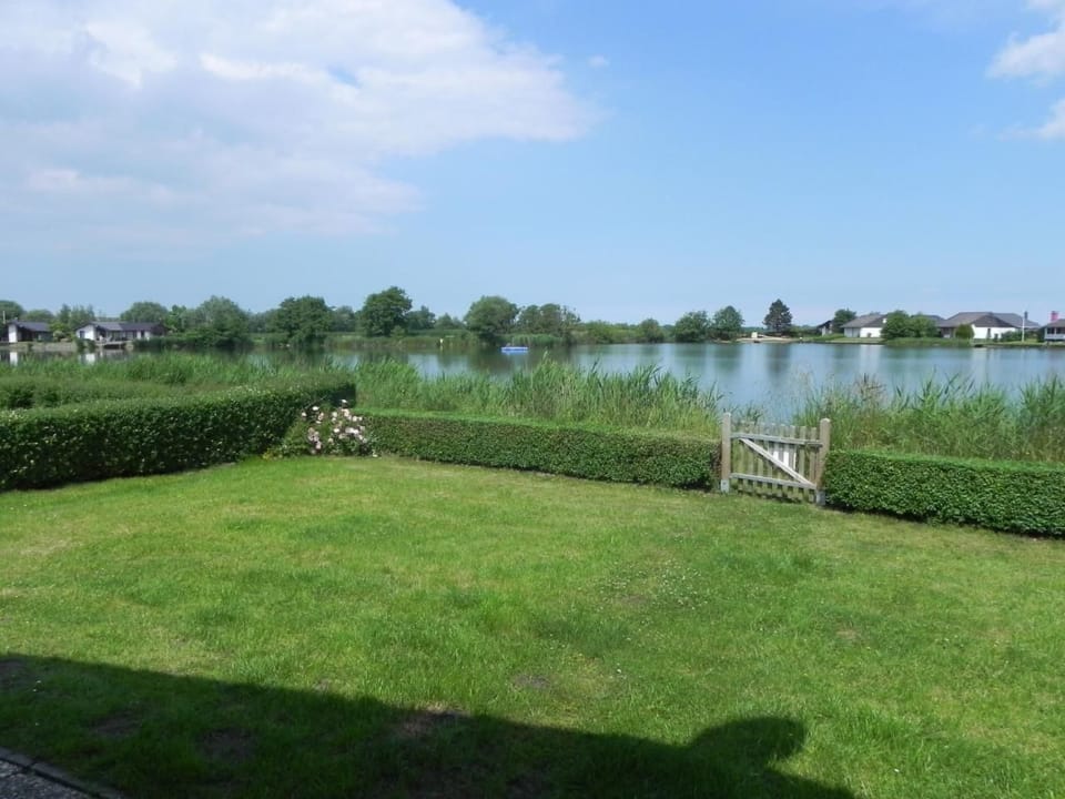 B4 direkt am Binnensee, Seeblick Vacation rental in Butjadingen