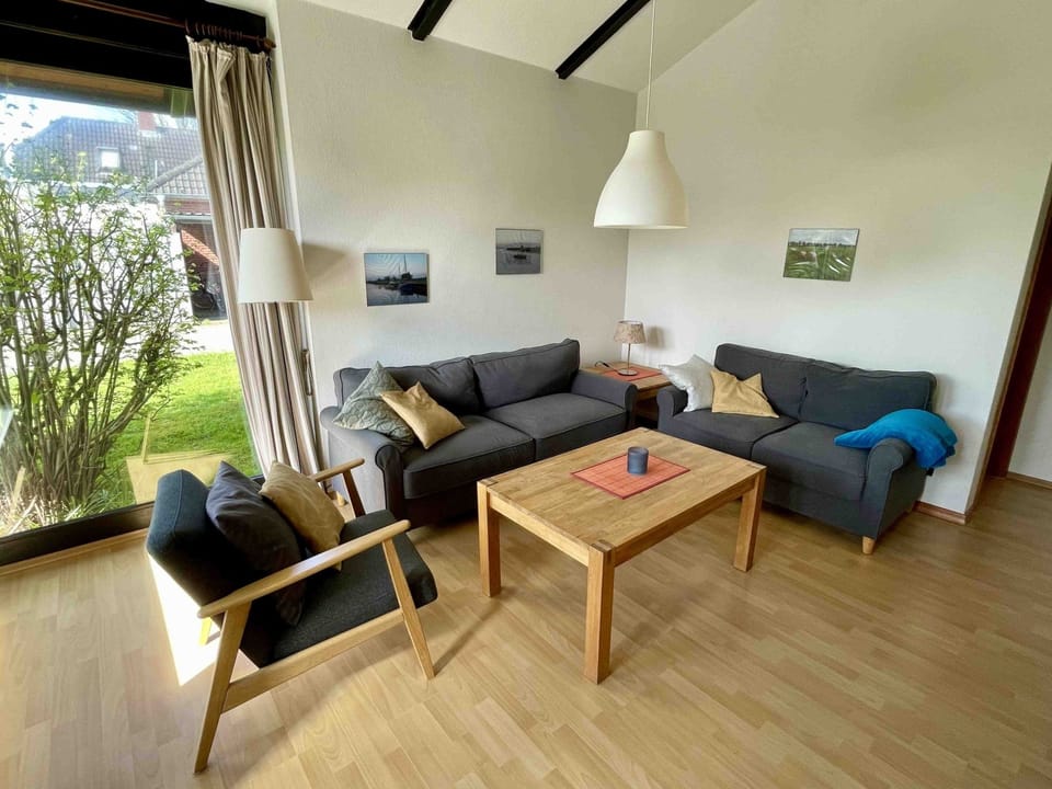 E15 Freistehendes Haus am Eckwarderhörner Deich Vacation rental in Butjadingen