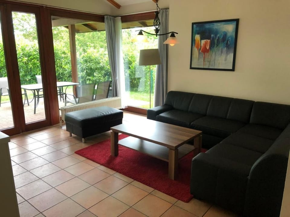 K5 Haus in Eckwarderhörne mit Terrasse und Garte Vacation rental in Butjadingen