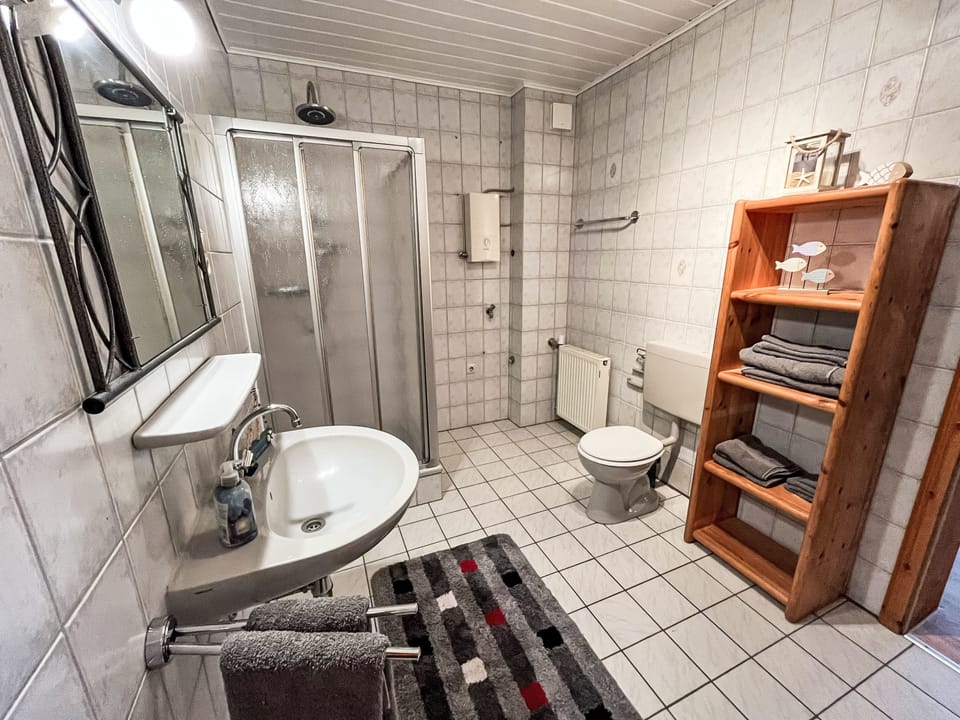 Bathroom / Wellness