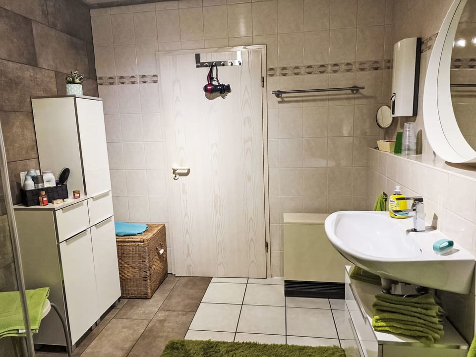 Bathroom / Wellness
