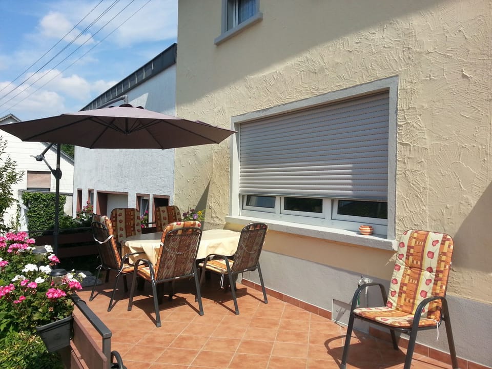 Geräumiges Ferienhaus in Holzerath mit Garten Vacation rental in Trier-Saarburg