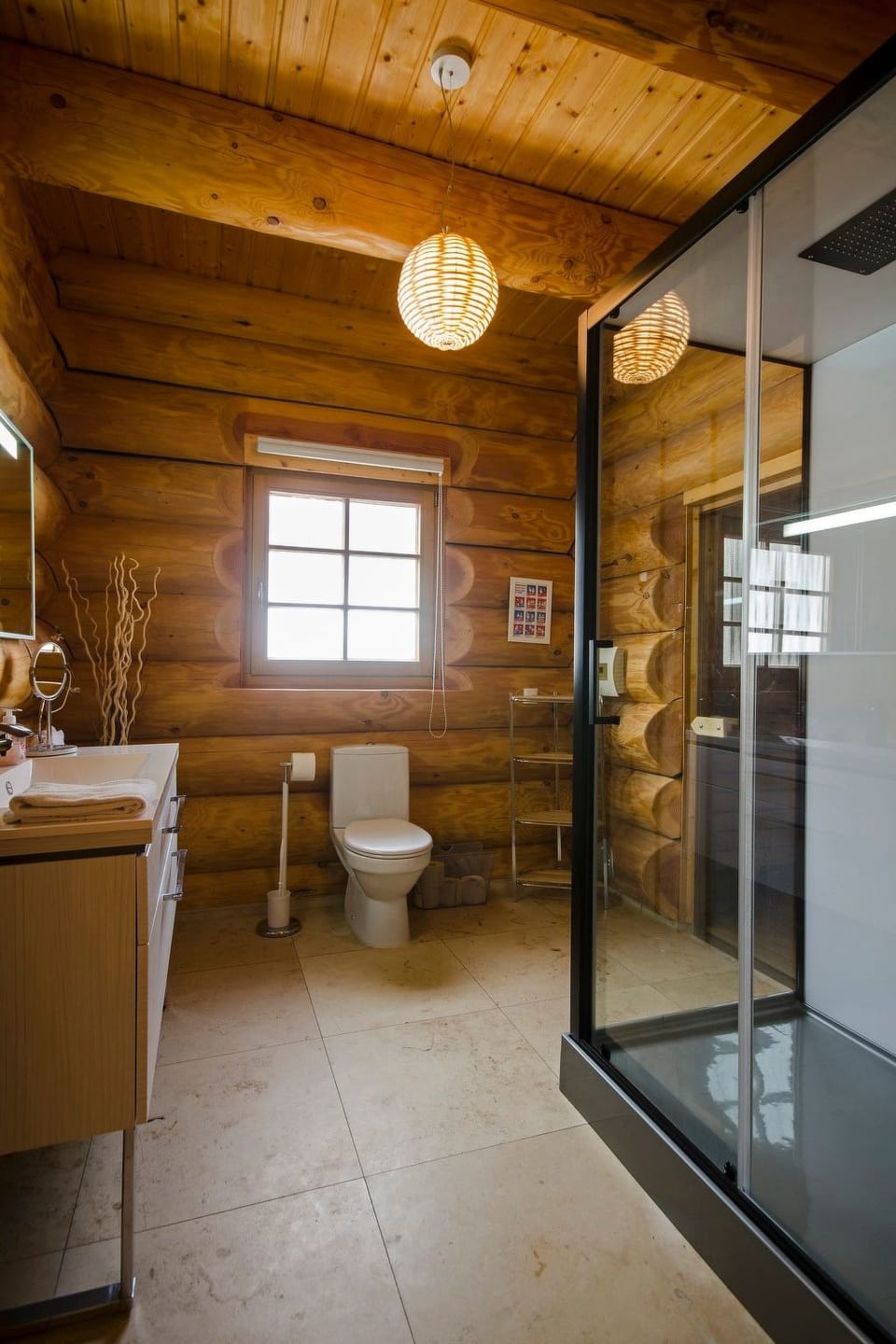 Bathroom / Wellness