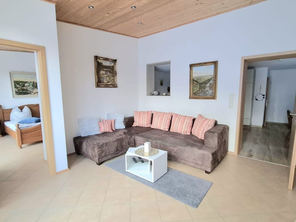 Haus Talblick, am Waldrand Apartment in Bavaria