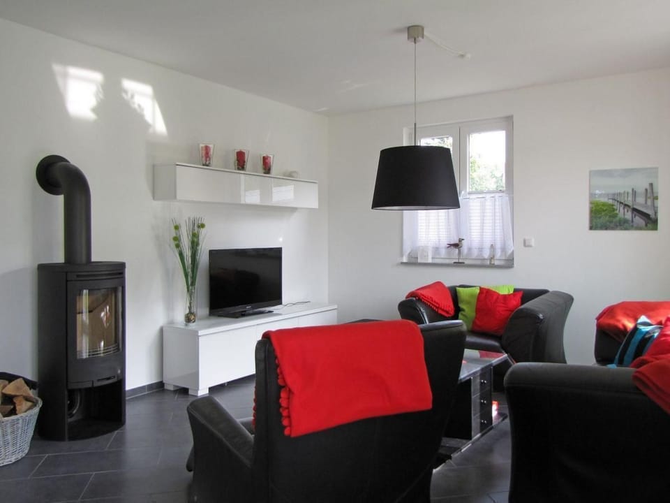 mit Garten und Sauna Vacation rental in Glowe