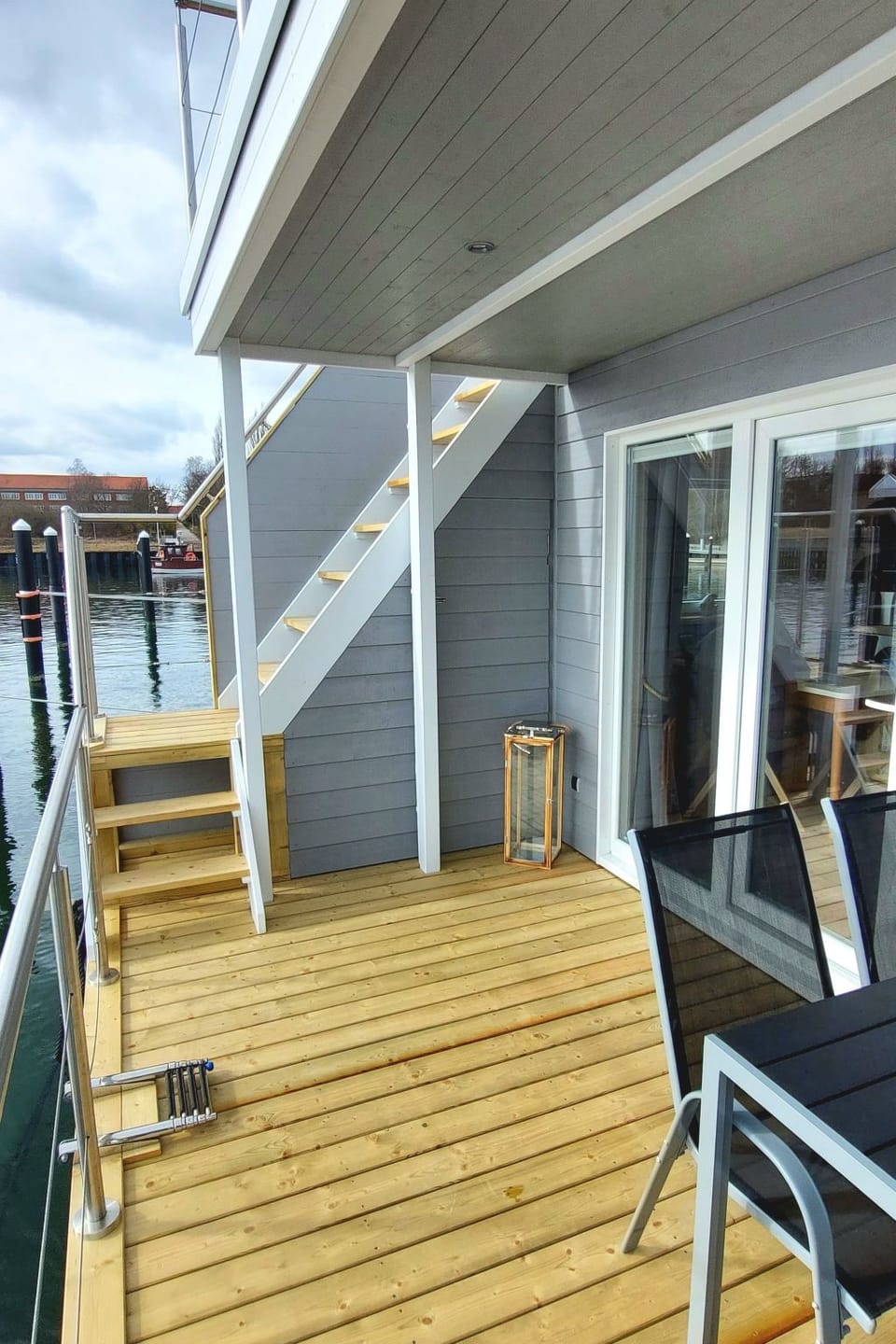 Hausboot Tosca Apartment in Stralsund