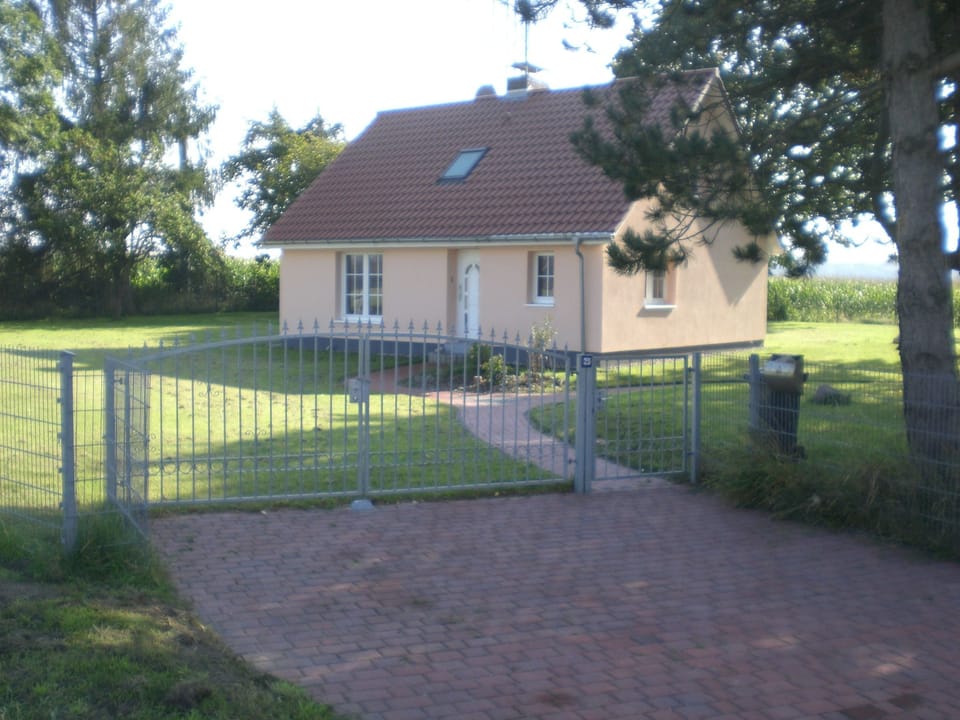 Modernisiertes Haus zwischen Stralsund und Barth Vacation rental in Mecklenburg-Vorpommern, Germany