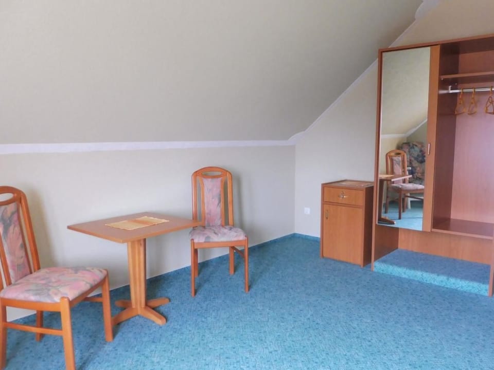 Nette Wohnung mit Garten, Grill und Pool Apartment in Brandenburg