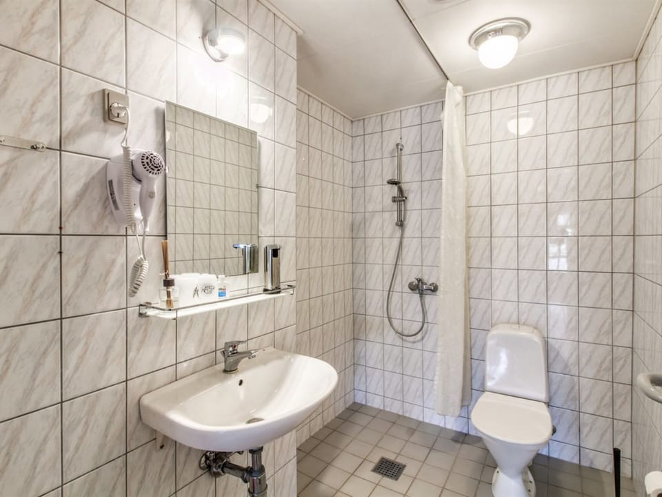 Bathroom / Wellness