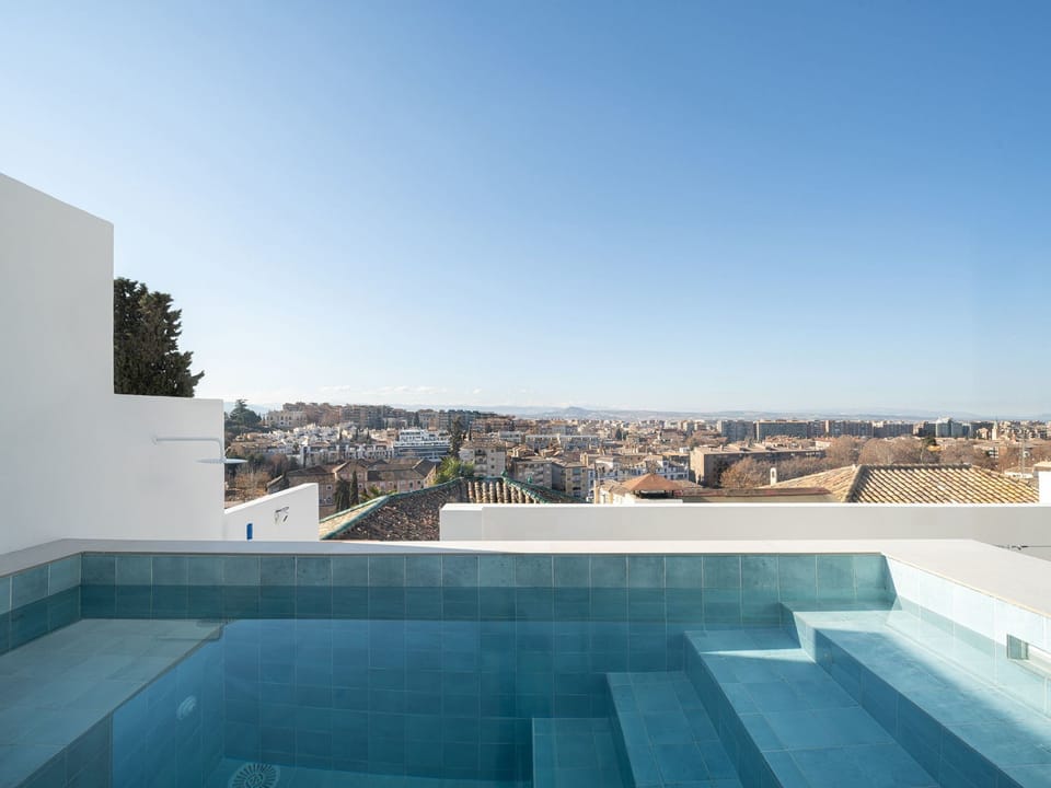 Privater Pool - Terrasse mit Aussicht - Tolle Lage Apartment in Granada
