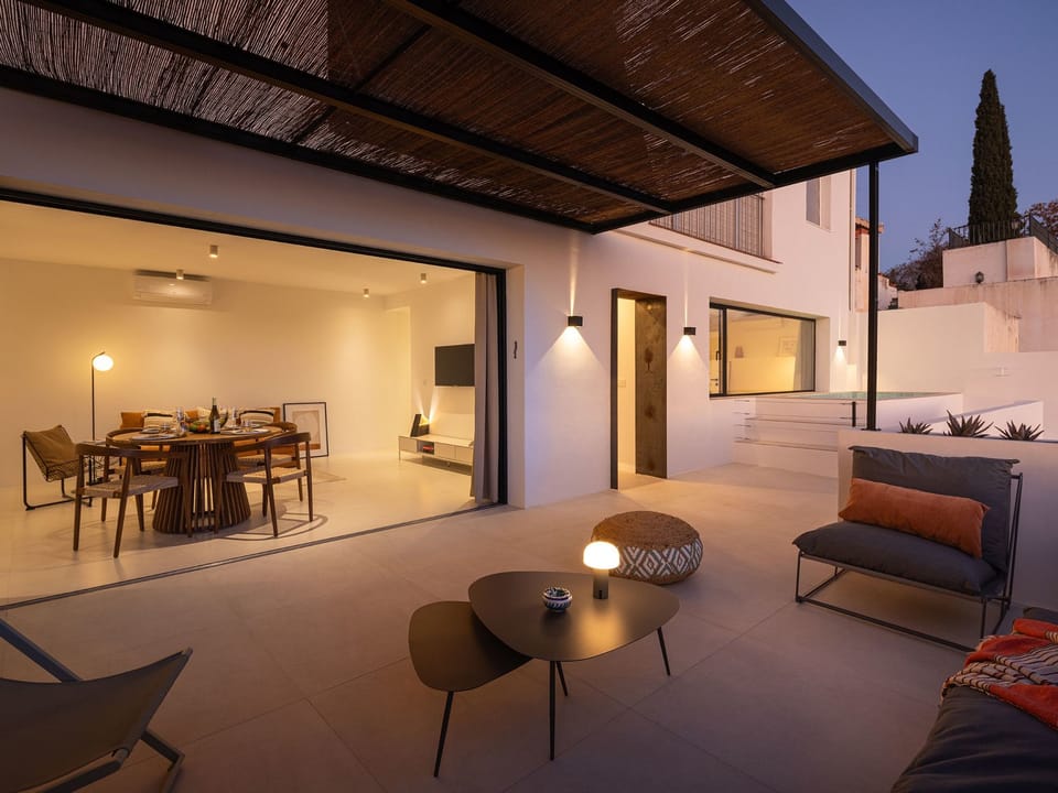 Privater Pool - Terrasse mit Aussicht - Tolle Lage Apartment in Granada