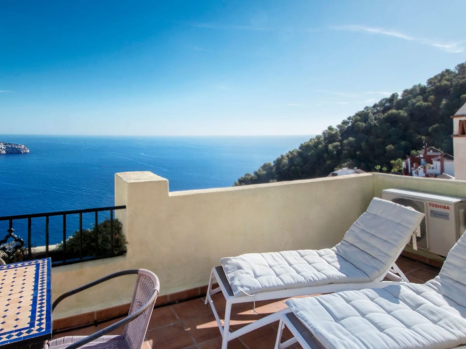 in Almuñécar mit Terrasse und Meerblick Vacation rental in Costa Tropical