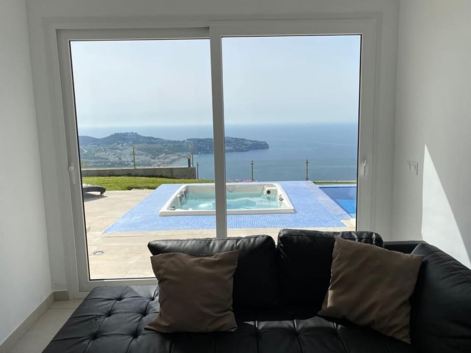 Villa "Super lux" mit privatem Pool Vacation rental in Costa Tropical