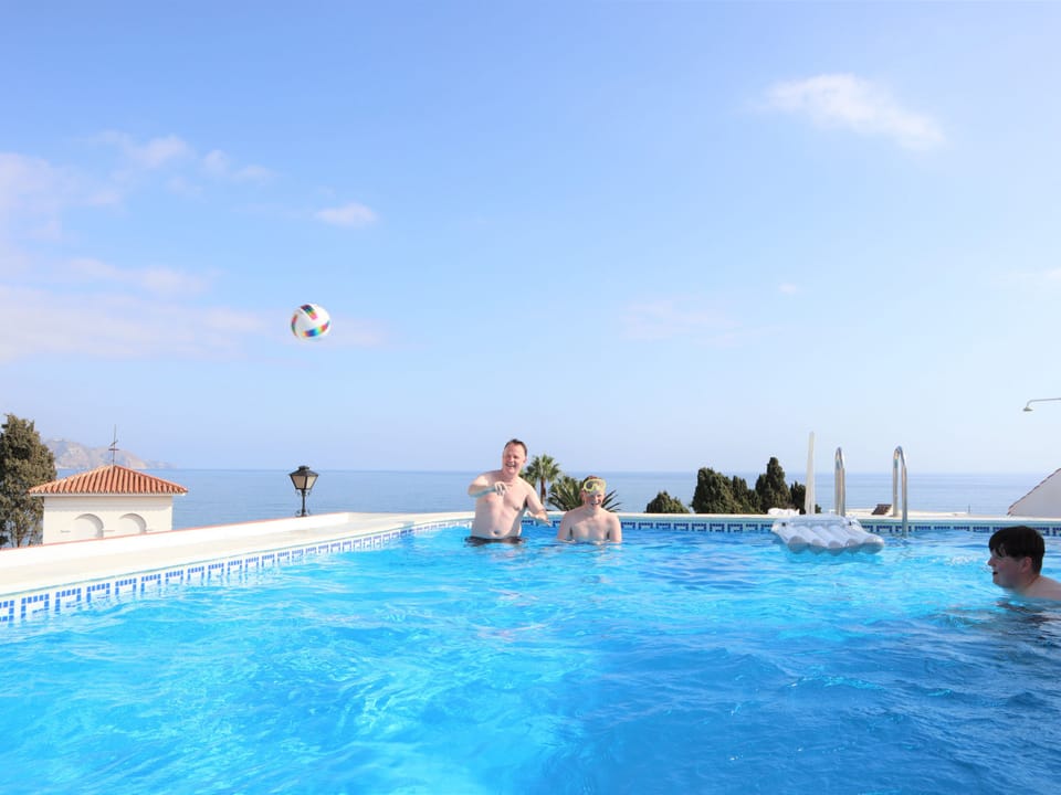 Pool Indoor