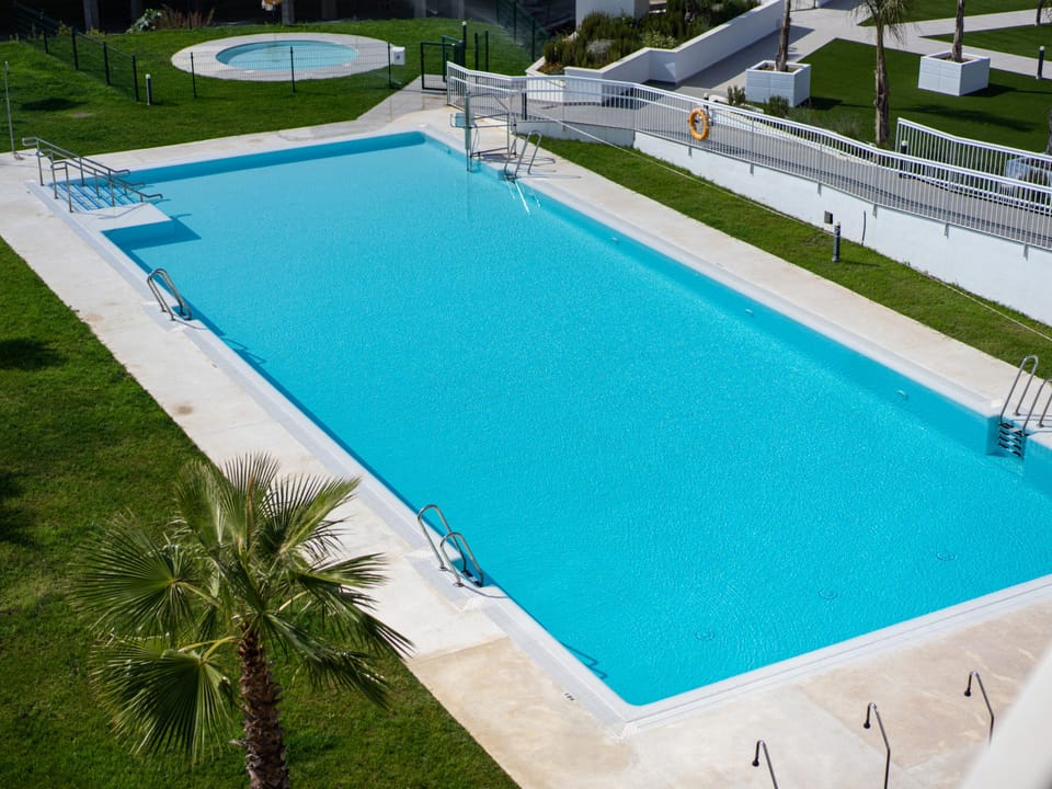 Pool Indoor