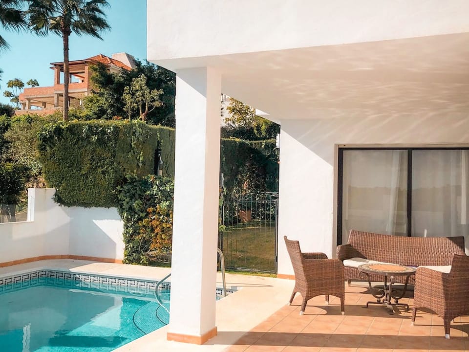 Schöne 4BDR-Villa mit fantastischer Aussicht Vacation rental in Marbella