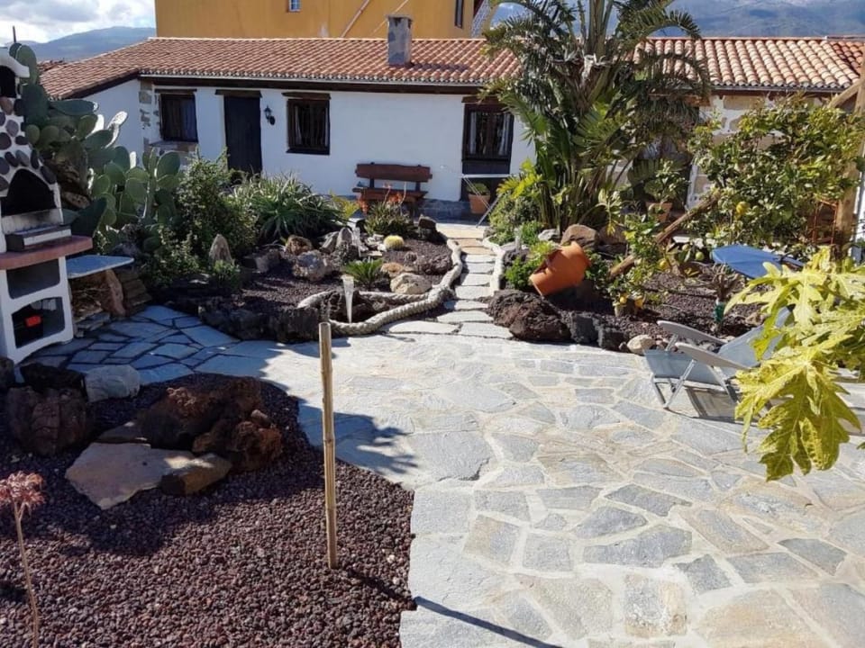 Typisches kanarisches Haus mit Whirlpool Vacation rental in Abona