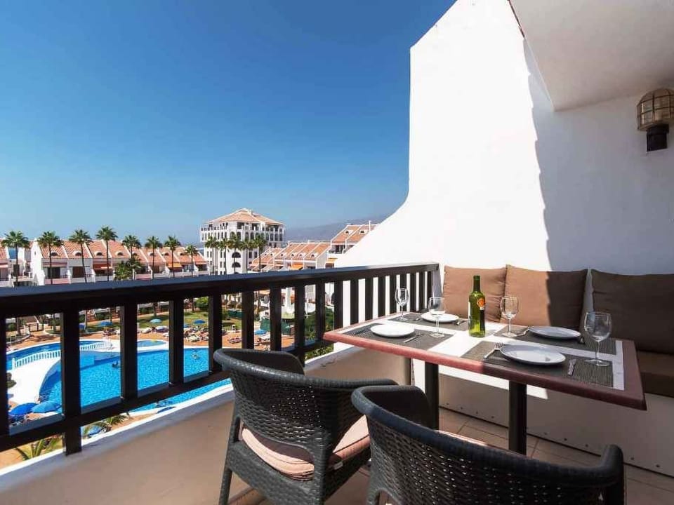 Parque Santiago II Apartment in Playa de las Americas