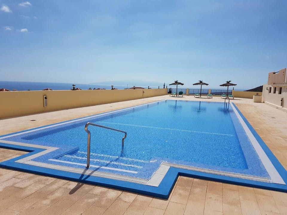 Villa Roque del Conde 3mit traumhaftem Meerblick Vacation rental in Costa Adeje