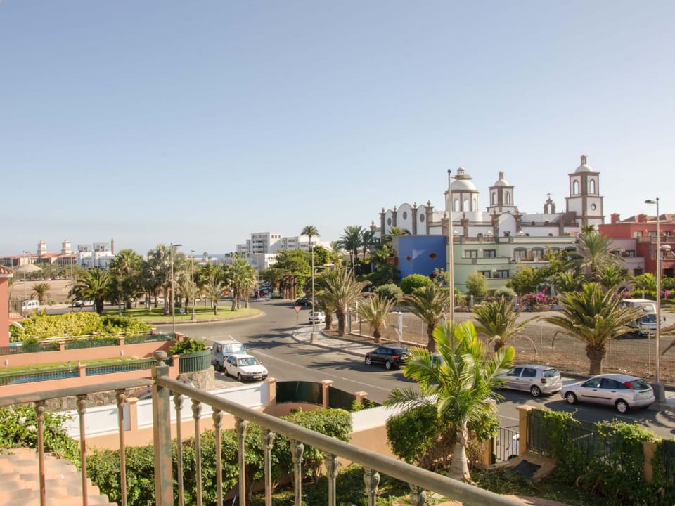 Villa meloneras mit ganztägiger Sonne am Pool Vacation rental in Maspalomas