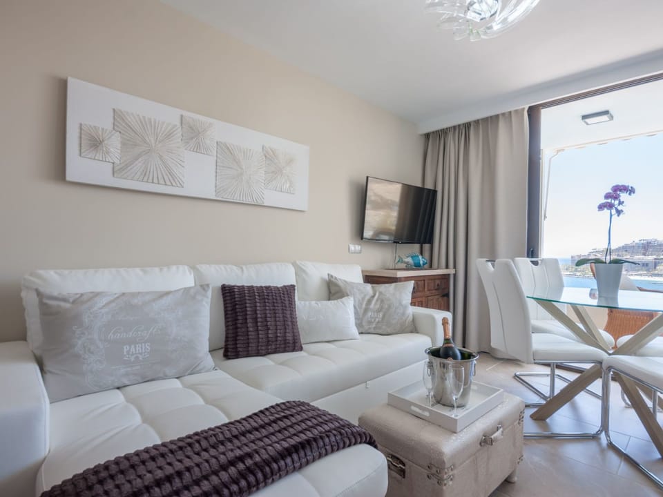 Aufwachen mit herrlichem Meerblick aus dieser schicken Wohnung Apartment in Patalavaca