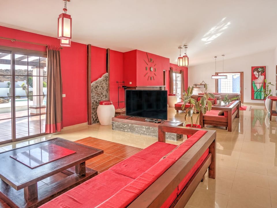 Villa mit privatem Pool Vacation rental in Maxorata