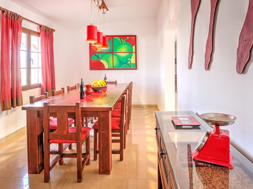 Villa mit privatem Pool Vacation rental in Maxorata