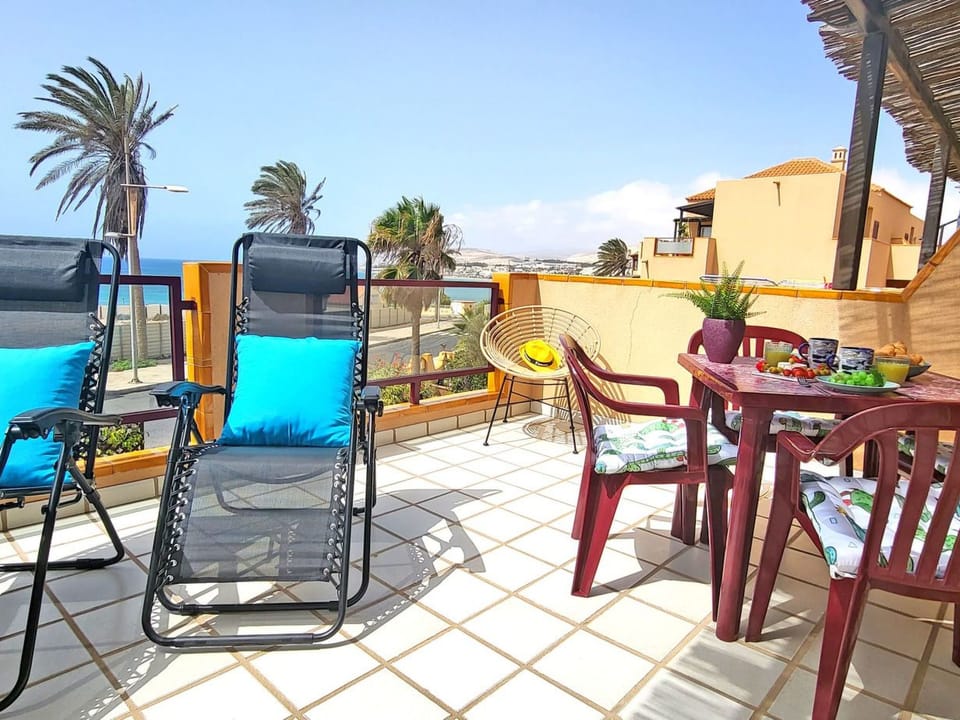 Schöne Ferienwohnung mit Terrasse und Meerblick Apartment in Fuerteventura