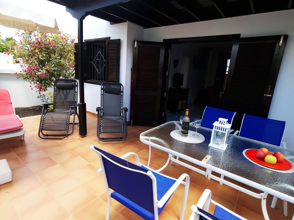 Casa Dubai Vacation rental in Arrecife