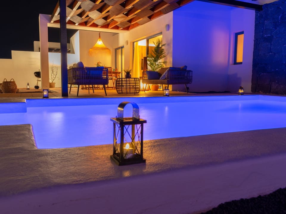Pool Indoor