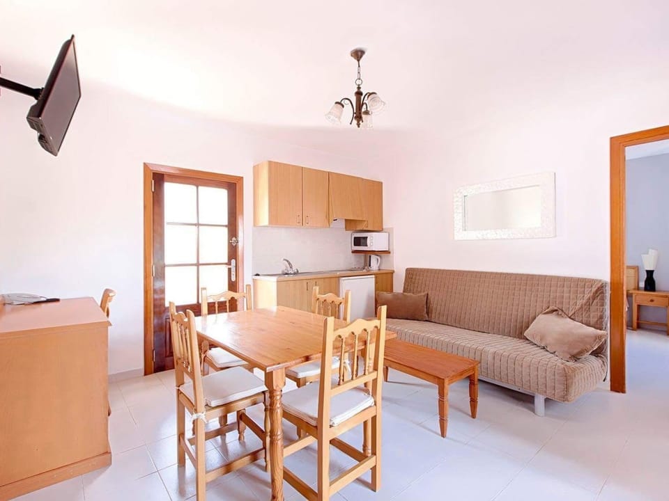 Appartement mit großem Gemeinschaftspool Apartment in Ibiza