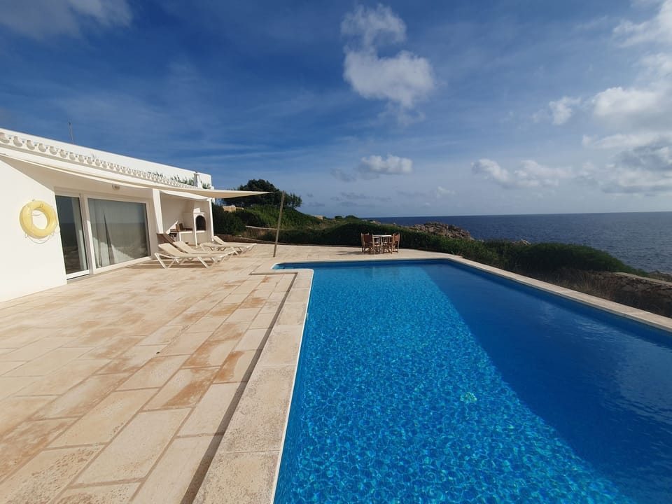 Haus in Meeresnähe, privater Pool, Panoramablick Vacation rental in Balearic Islands