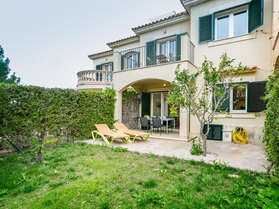 Wunderschönes Haus in Urbanització El Paraíso Vacation rental in Migjorn