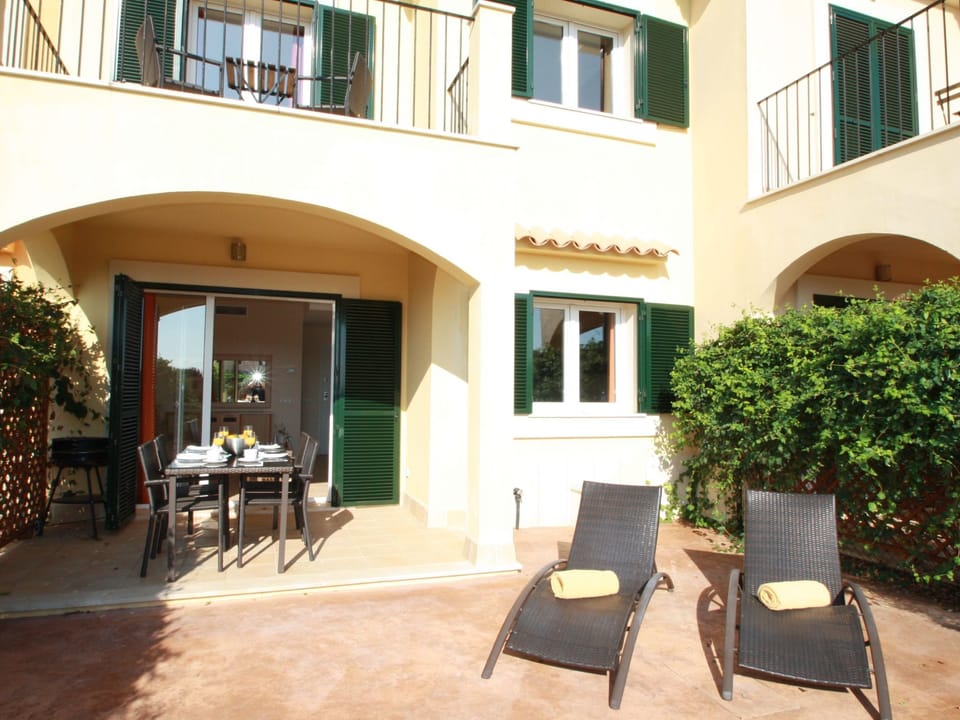 Mediterranes Ferienhaus mit privatem Garten Vacation rental in Migjorn