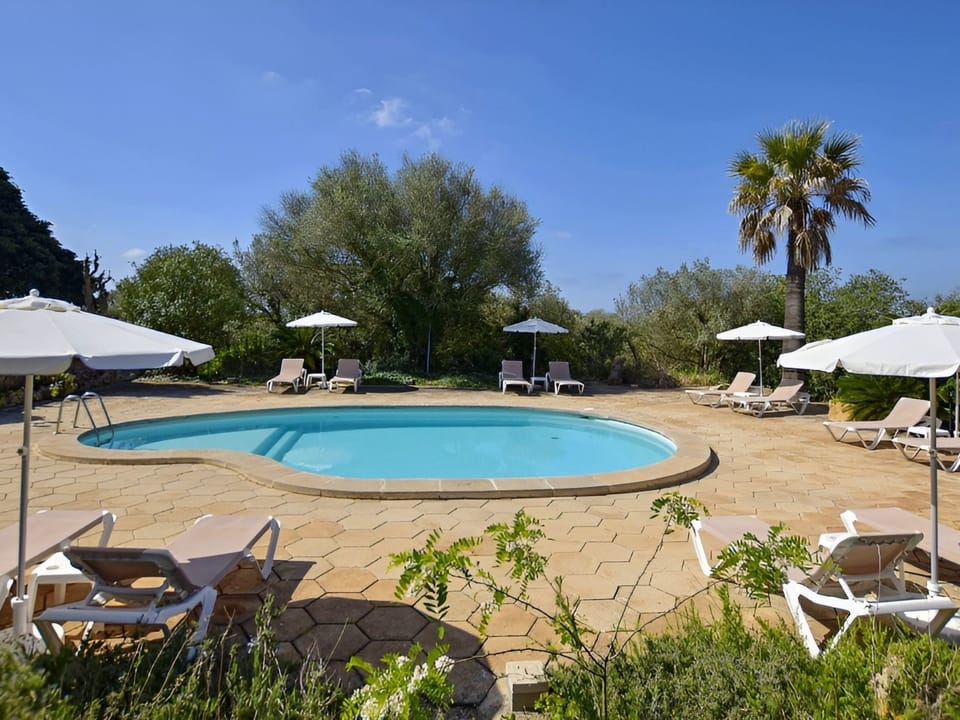 Großes Landhaus mit Schwimmbad in Meeresnähe Vacation rental in Pla de Mallorca