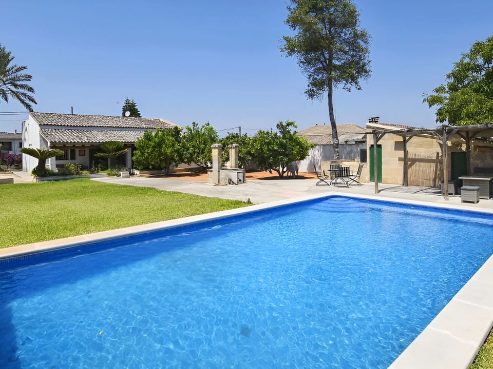 Finca "Valls" mit Garten, Grill und Terrasse Vacation rental in Pla de Mallorca