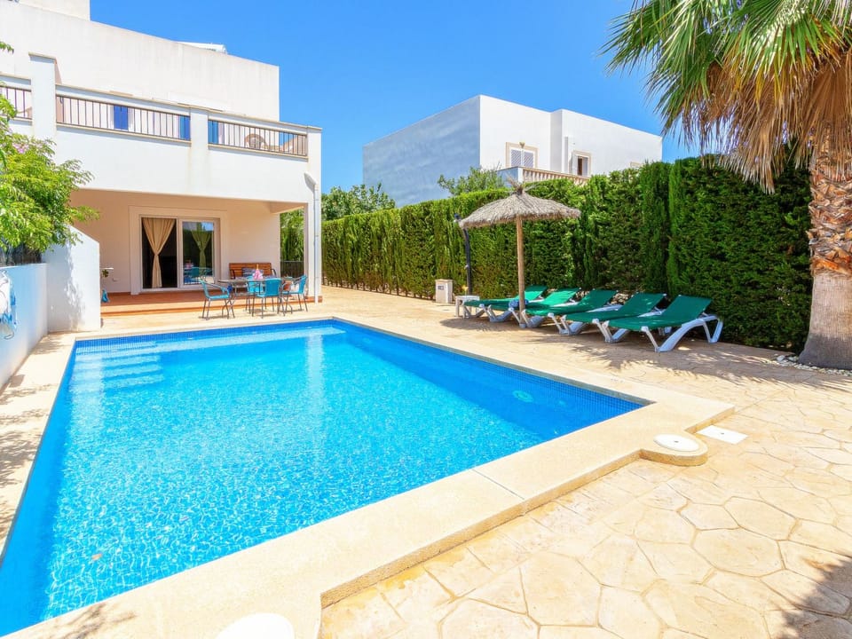 Chalet 'Lagoa' mit privatem Pool Vacation rental in Migjorn