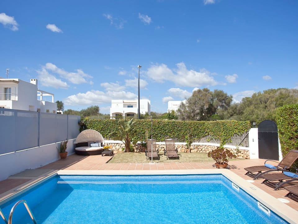 Chalet "Casa Hector" 300m vom Strand und Schwimmbad entfernt Vacation rental in Cala Ferrera