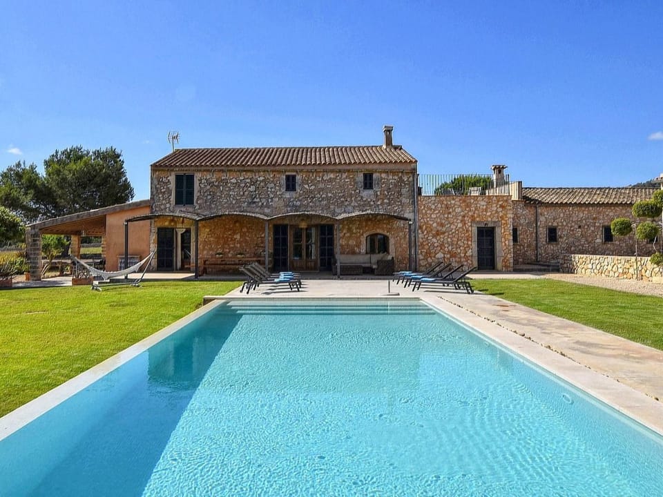 Luxuriöse Finca im modernen Stil mit Pool und Klimaanlage Vacation rental in Llevant