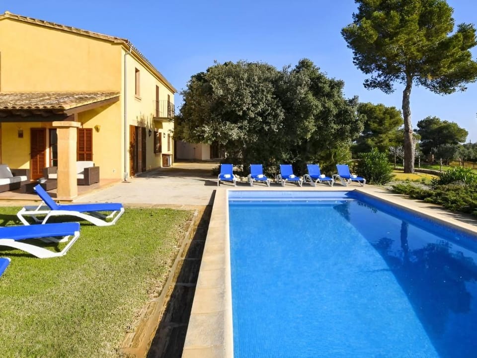 Bonita casa cerca del mar Vacation rental in Llevant