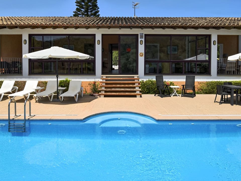 Finca in Meeresnähe mit Schwimmbad und Kinderbecken Vacation rental in Llevant