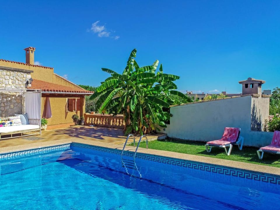 Schönes Ferienhaus in Artà mit Eigenem Pool Vacation rental in Llevant