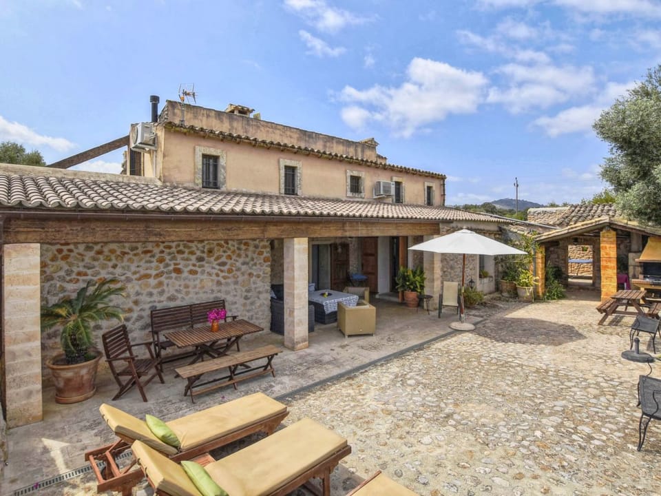 Charmantes Landhaus für 6 Personen in Buger Vacation rental in Pla de Mallorca