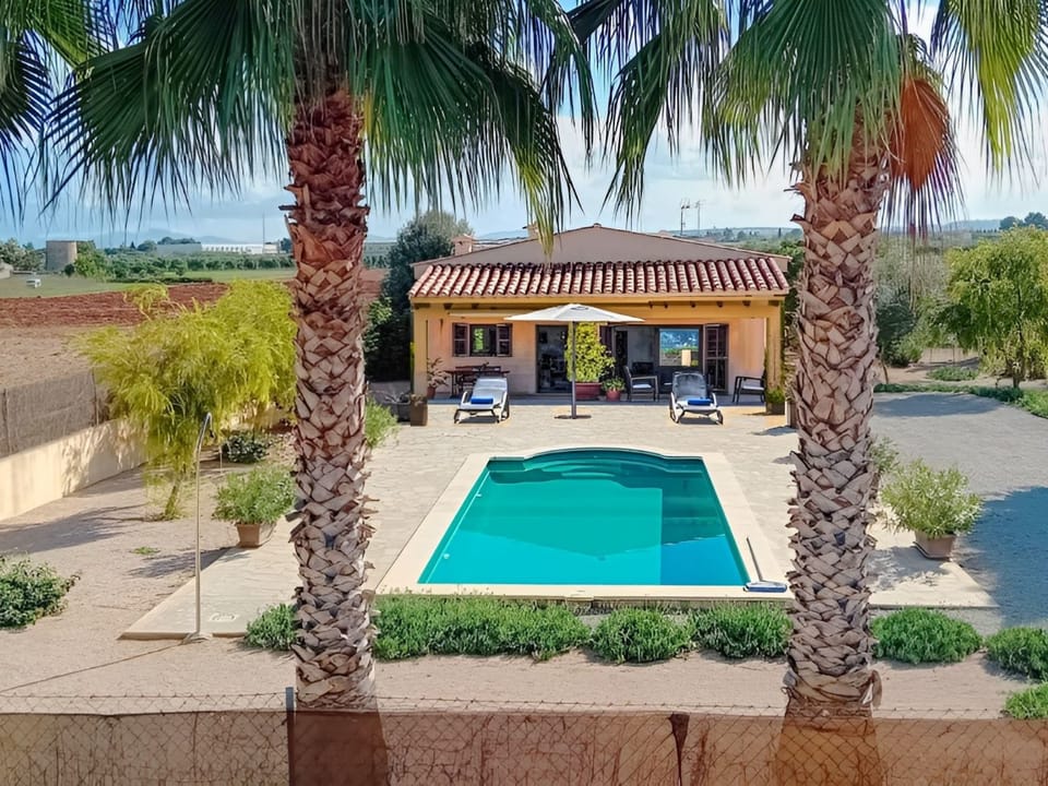 Pleasant rustikales Landhaus Vacation rental in Pla de Mallorca