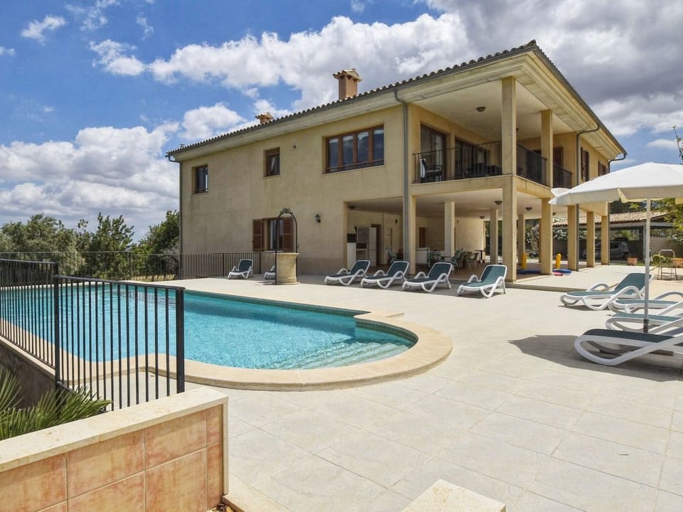 Ferienvilla mit Garten, Grill und Terrasse Vacation rental in Pla de Mallorca