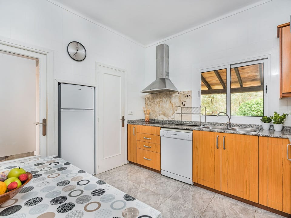 Finca "Can Sureda" mit Garten, Grill und Terrasse Vacation rental in Raiguer